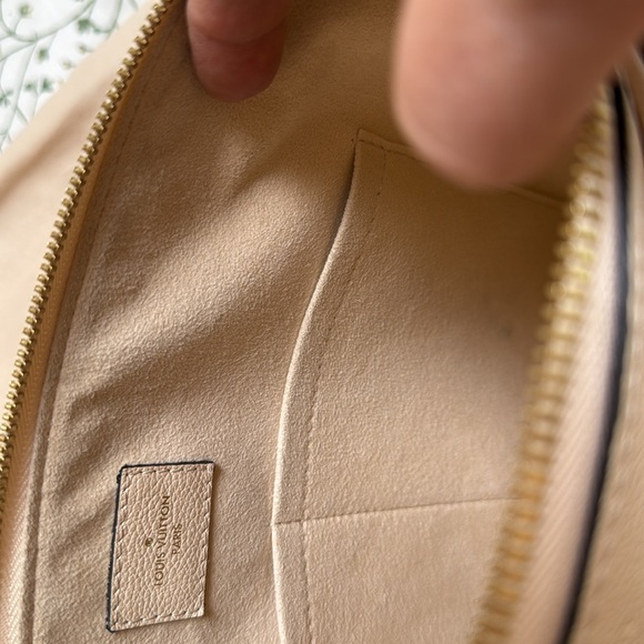 Louis Vuitton handbag - Picture 11 of 16